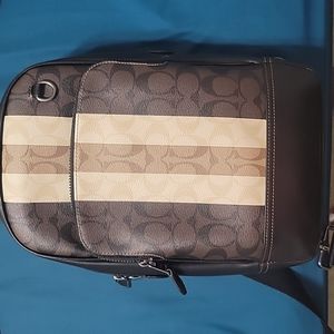 Coach Graham Pack in Signature Canvas